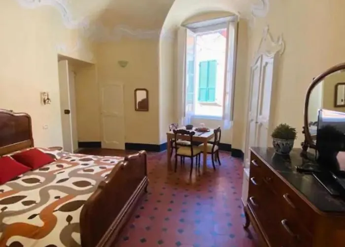 La Camera Di Leo